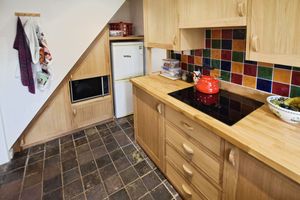 Kitchen- click for photo gallery